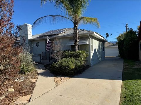 Photo of 3487 N Arrowhead Ave, San Bernardino, CA 92405 (MLS # IG26043825)