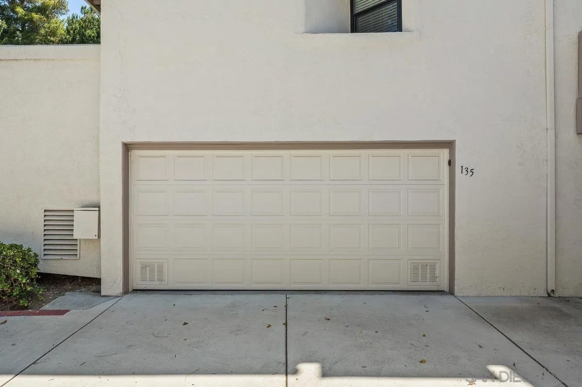 2750 Ariane Dr 135