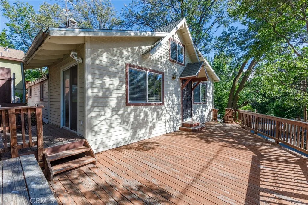 29288 Lake View
