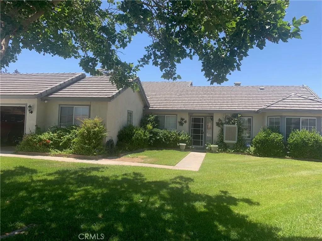 14527 Stallion Trails