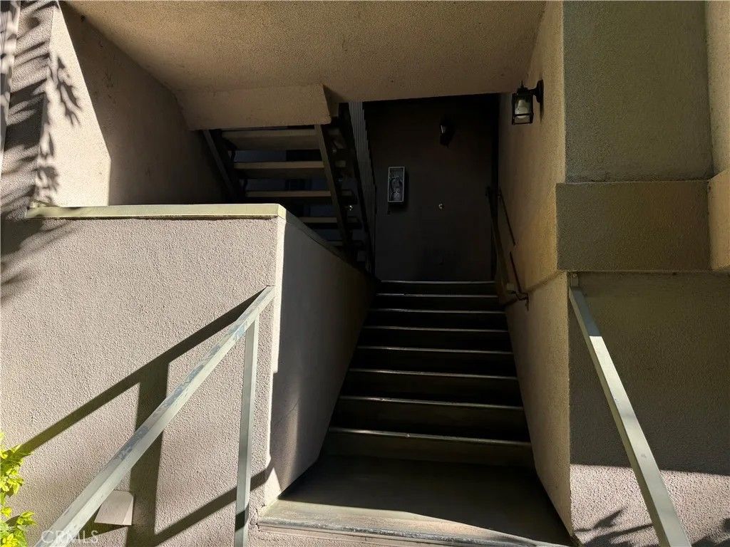 Photo of 1513 E Spruce St, Placentia, CA 92870 (MLS # PW26008811)