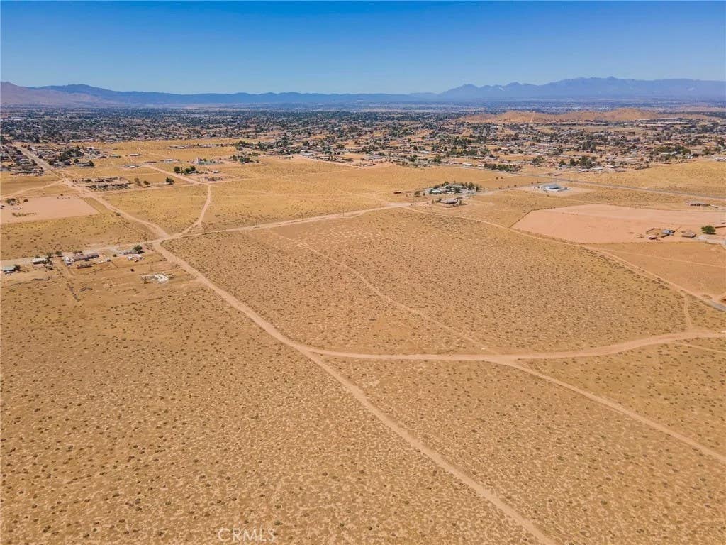 Photo of 0 Nanticoke, Apple Valley, CA 92307 (MLS # CV26171077)