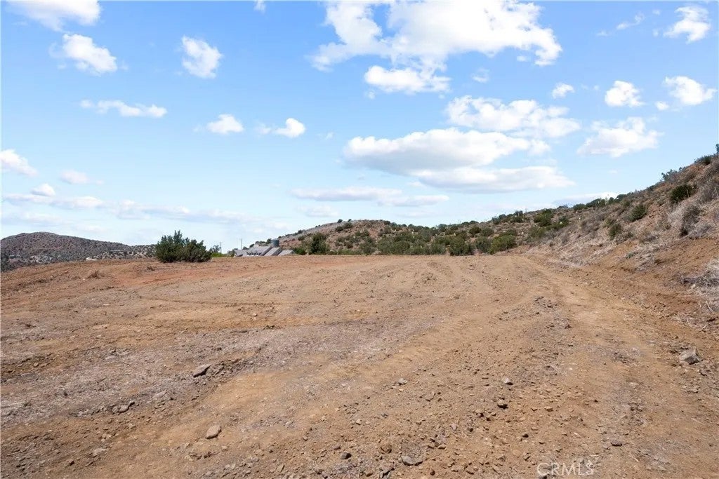 Photo of 0 Vac/Vic Old Mine Rd/Diamond Ba, Acton, CA 93510 (MLS # SR26018547)