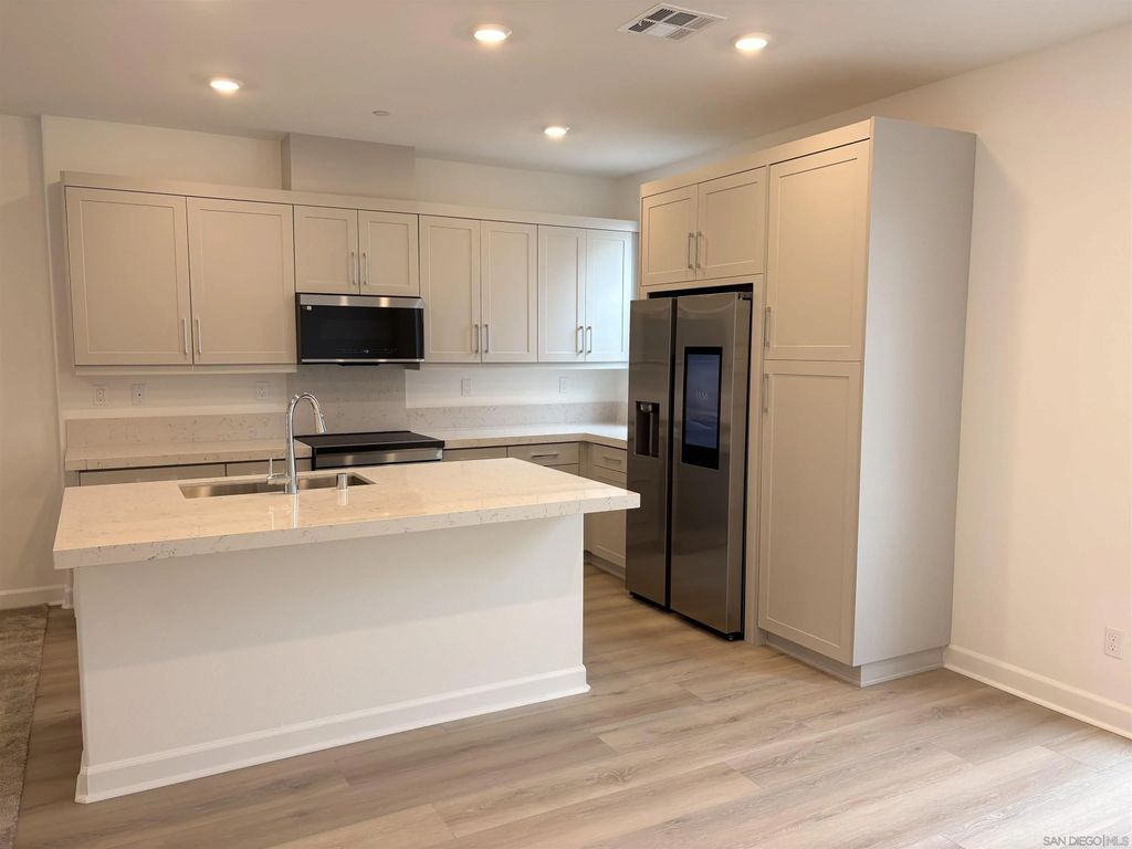 Photo of 432 Caliper Way, San Marcos, CA 92078 (MLS # 250044463)