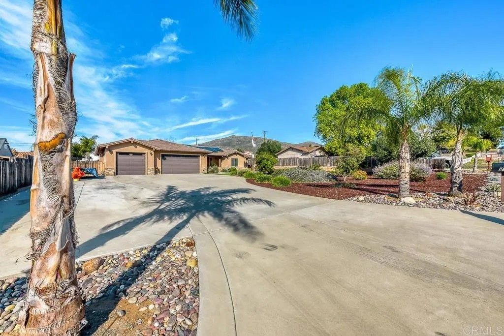 Photo of 2918 Viejas View Place, Alpine, CA 91901 (MLS # NDP2601340)