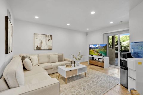 Photo of 7545 Charmant Drive #UNIT 1503, San Diego, CA 92122 (MLS # 260017307)