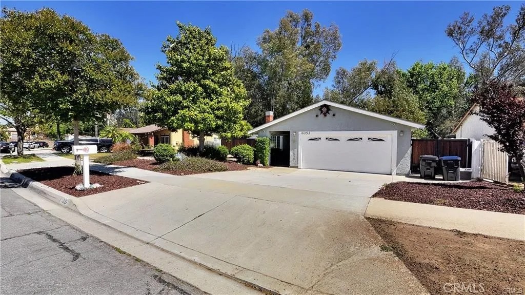 4053 Bayberry