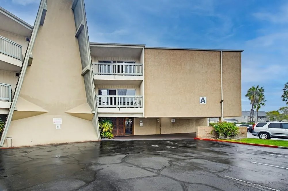 4444 W Point Loma Blvd 25