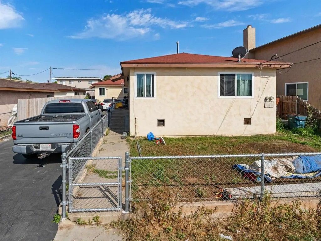 Photo of 1139 Granger Street, Imperial Beach, CA 91932 (MLS # PTP2602431)