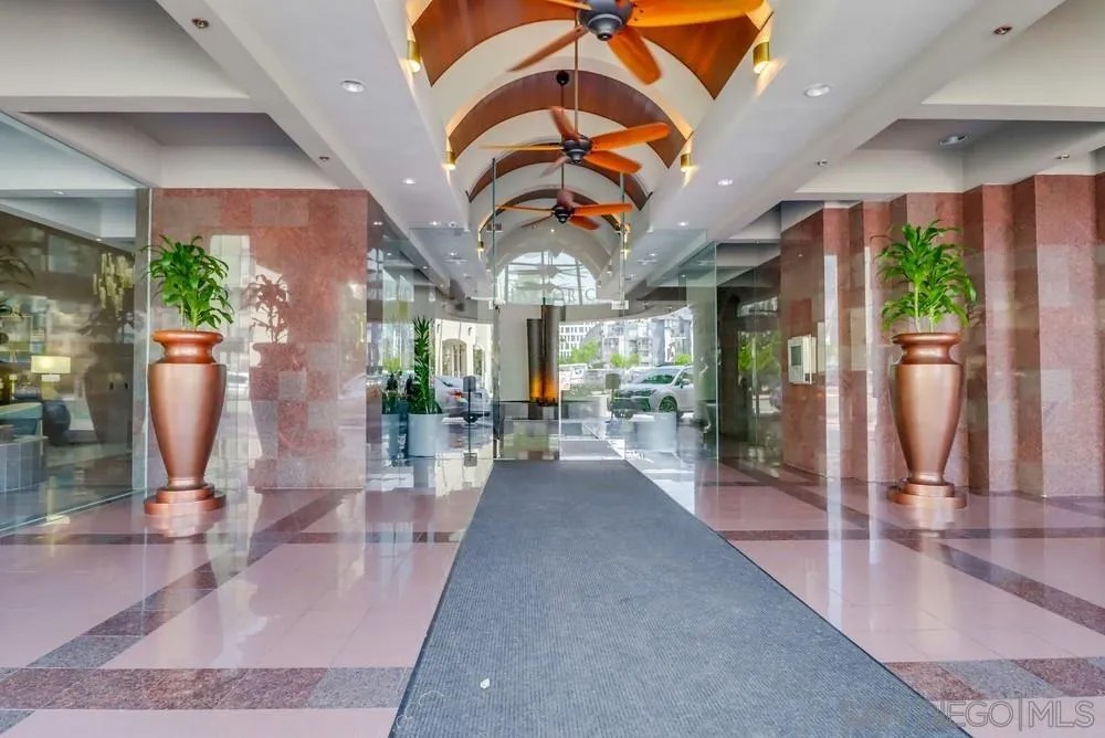 100 Harbor Drive 504