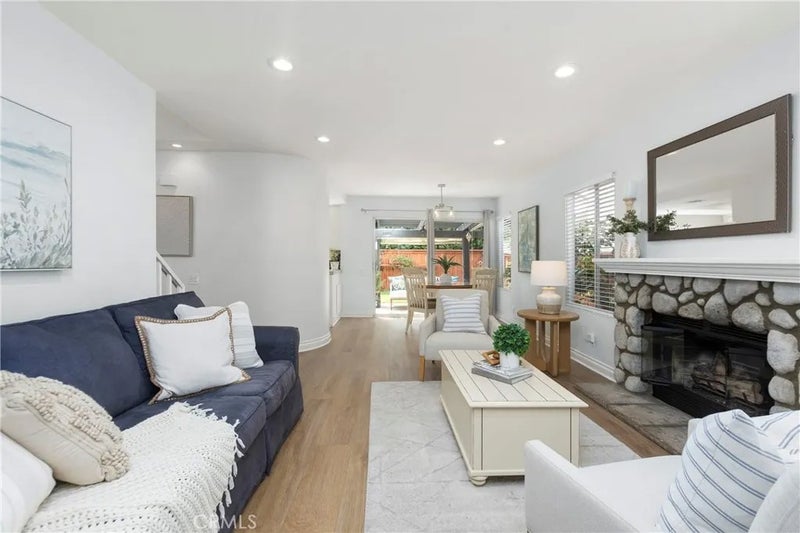 28782 Vista Saddleback