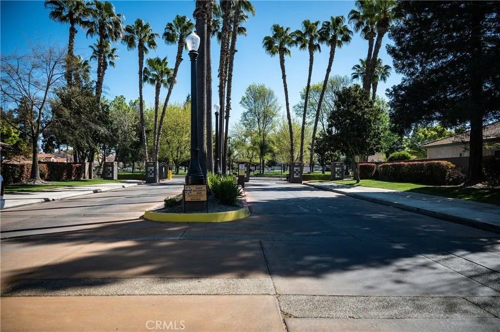 Photo of 3 West Loop, Madera, CA 93637 (MLS # MD26055664)