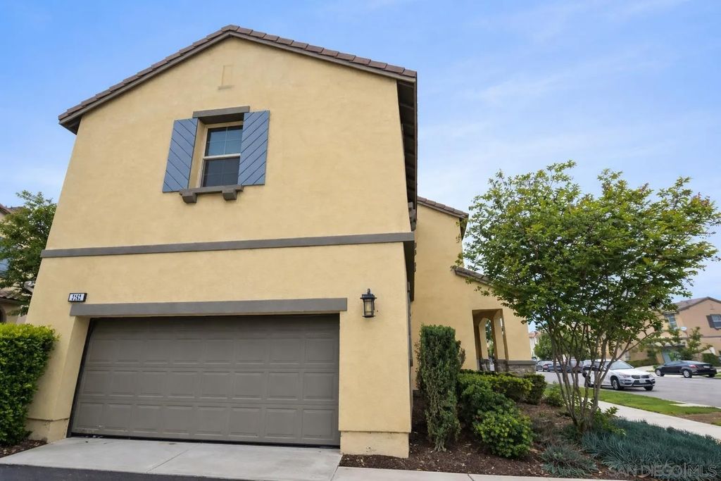Photo of 3162 E Painted Crescent, Ontario, CA 91762 (MLS # 260009167)