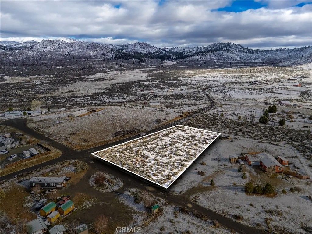 Photo of 95322 Spring Dr, Chilcoot, CA 96105 (MLS # CV26003986)