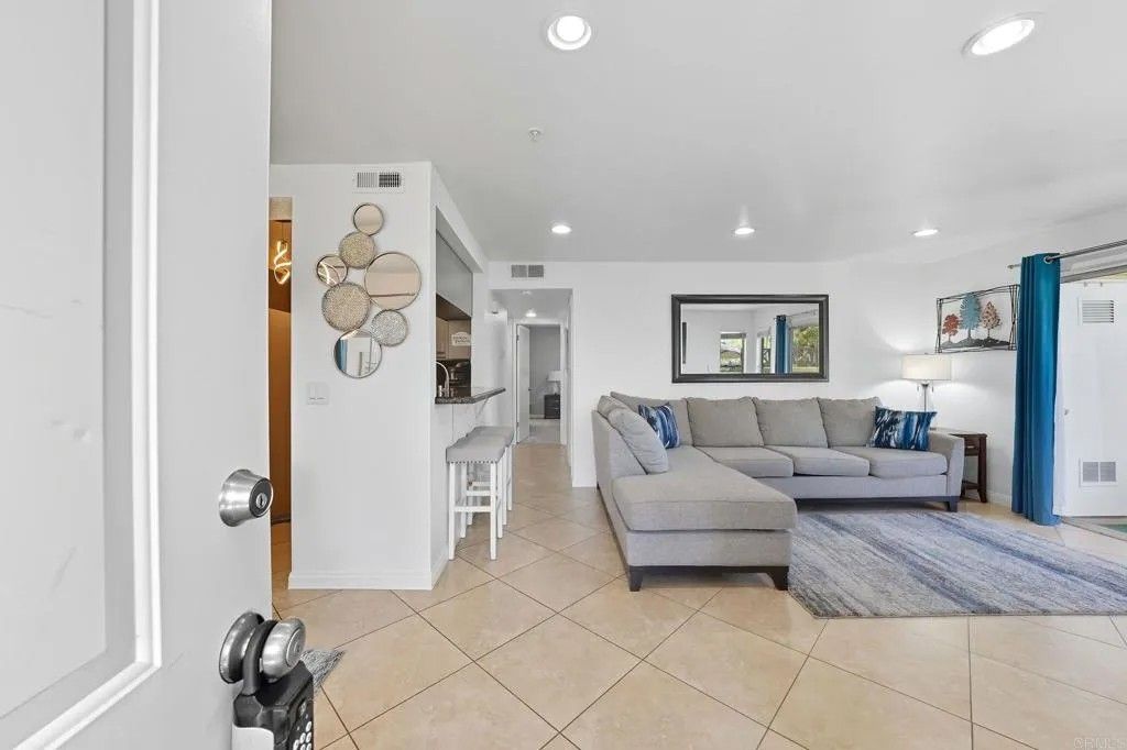 Photo of 2083 Lakeridge Circle #104, Chula Vista, CA 91913 (MLS # PTP2506962)