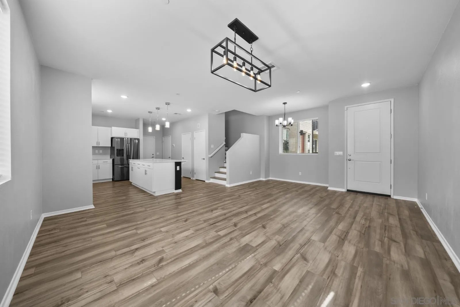 5223 Surfwalk Way 111