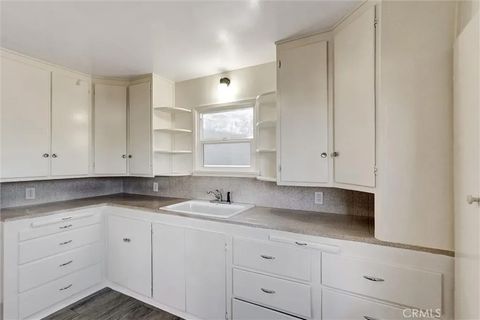 Tiny photo for 10335 Scoville Avenue, Sunland, CA 91040 (MLS # BB25272523)