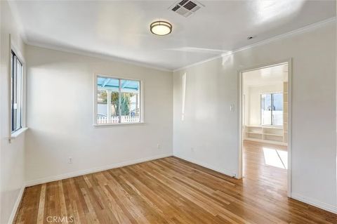 Tiny photo for 10335 Scoville Avenue, Sunland, CA 91040 (MLS # BB25272523)