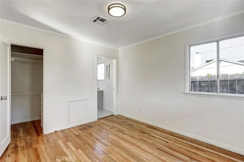 Tiny photo for 10335 Scoville Avenue, Sunland, CA 91040 (MLS # BB25272523)