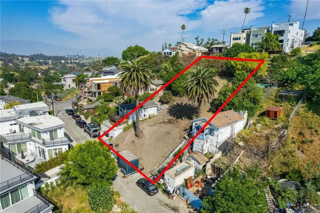 Photo of 3310 Reynolds Ave, Los Angeles, CA 90032 (MLS # TR26062790)