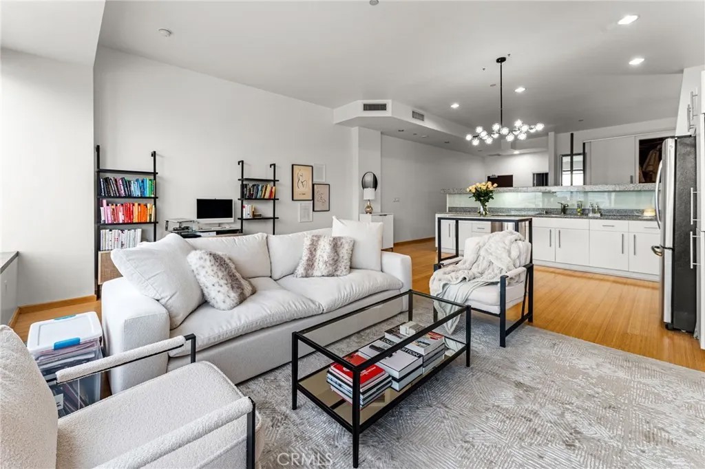 1100 Wilshire Boulevard 2608