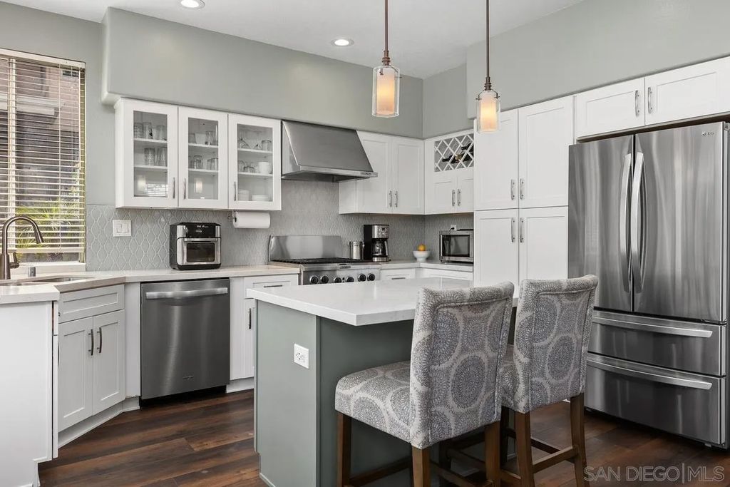 Photo of 997 Masters Dr, Oceanside, CA 92057 (MLS # 260004796)