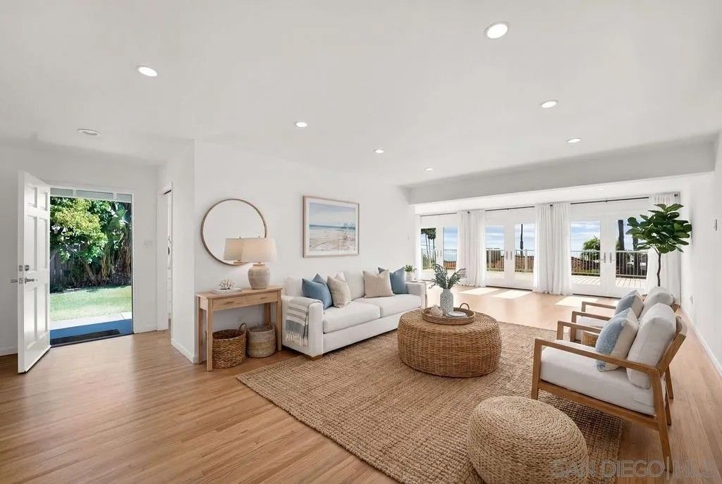 Photo of 5622 Ladybird Lane, La Jolla, CA 92037 (MLS # 260007280)