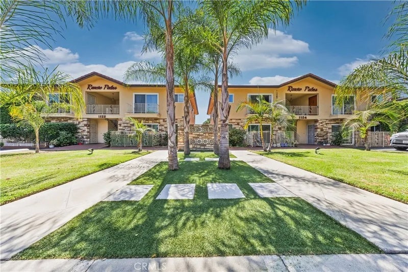 1122 W Huntington Drive 7
