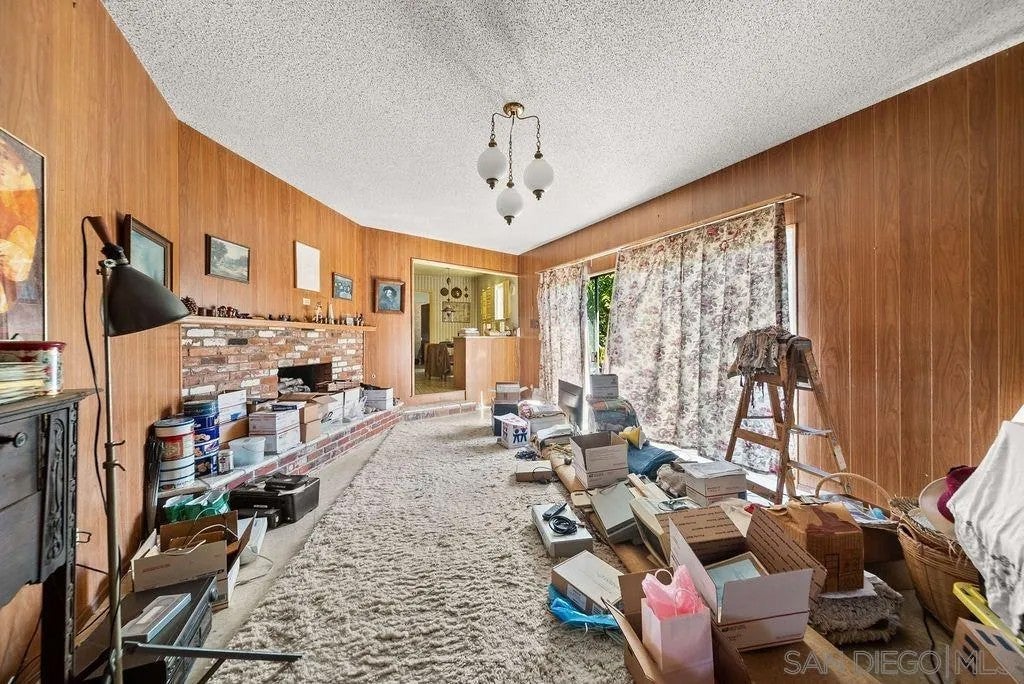 5987 Sagebrush Rd.