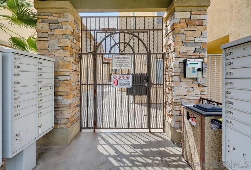 4222 Menlo Ave Unit 21