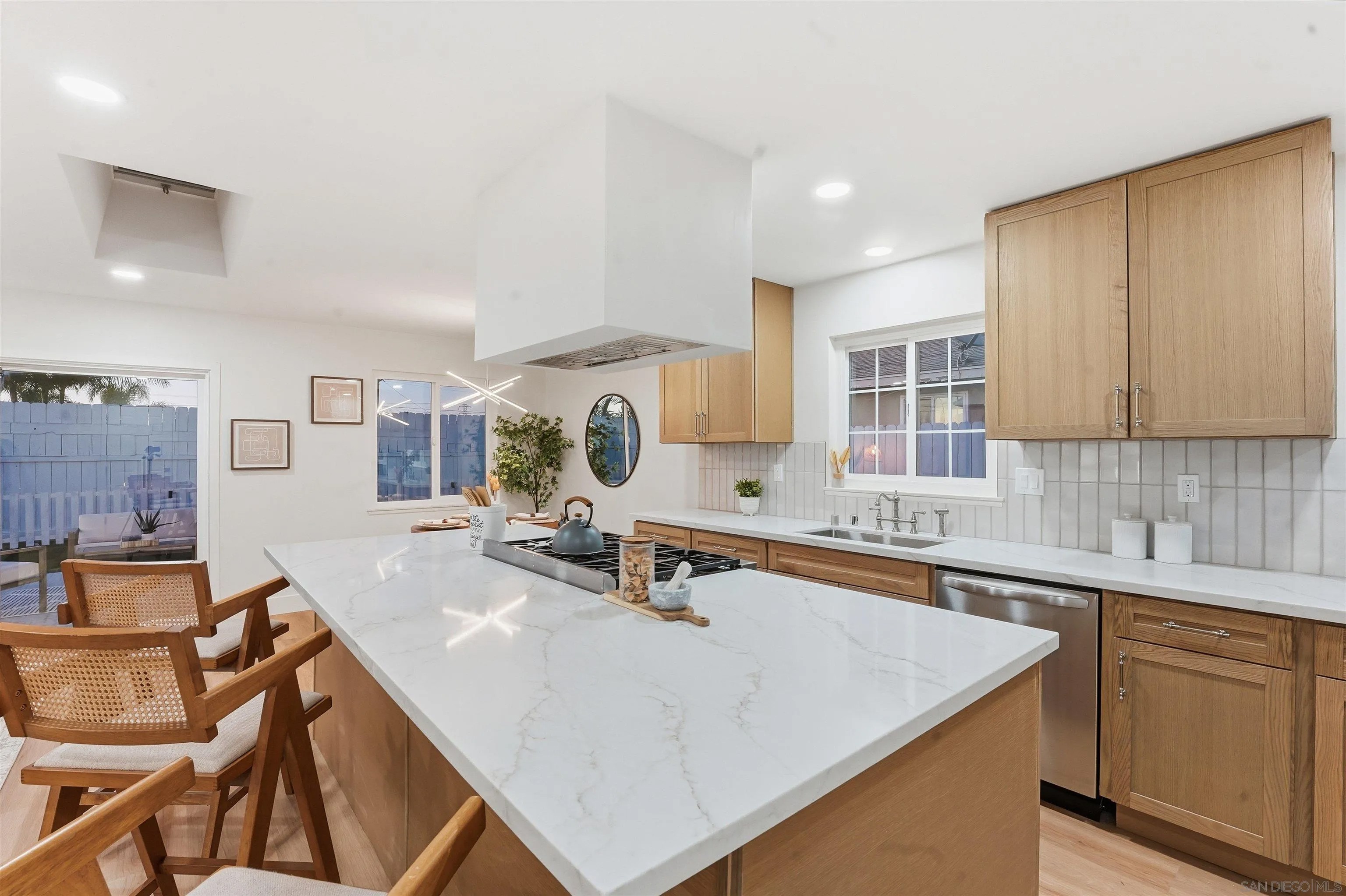 3602 Mount Acadia Blvd