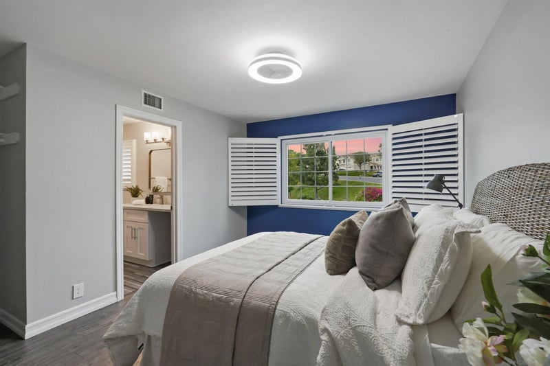 7982 Mission Vista