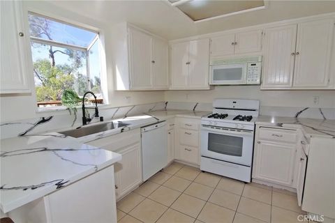 Tiny photo for 26867 Claudette Street #118, Canyon Country, CA 91351 (MLS # SR25246408)