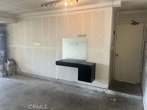 Photo of 26867 Claudette Street #118, Canyon Country, CA 91351 (MLS # SR25246408) Photo of 26867 Claudette Street #118, Canyon Country, CA 91351 (MLS # SR25246408)