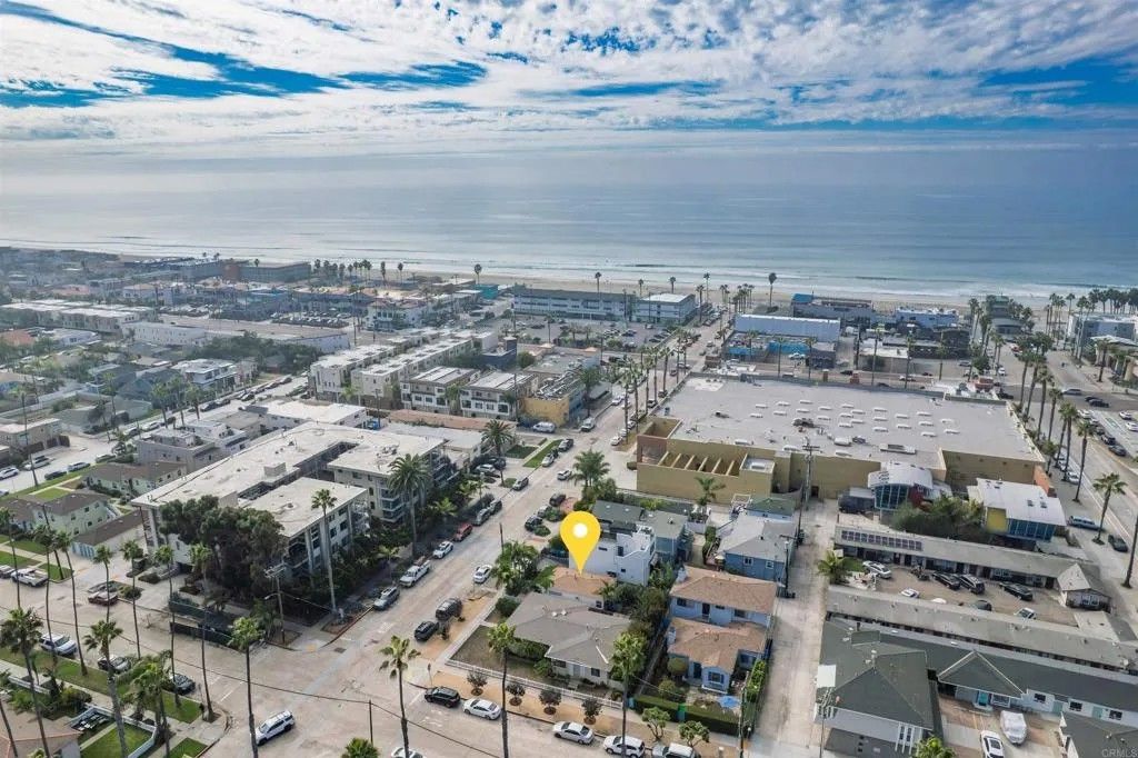 Photo of 876 Thomas Avenue, San Diego, CA 92109 (MLS # NDP2510902)