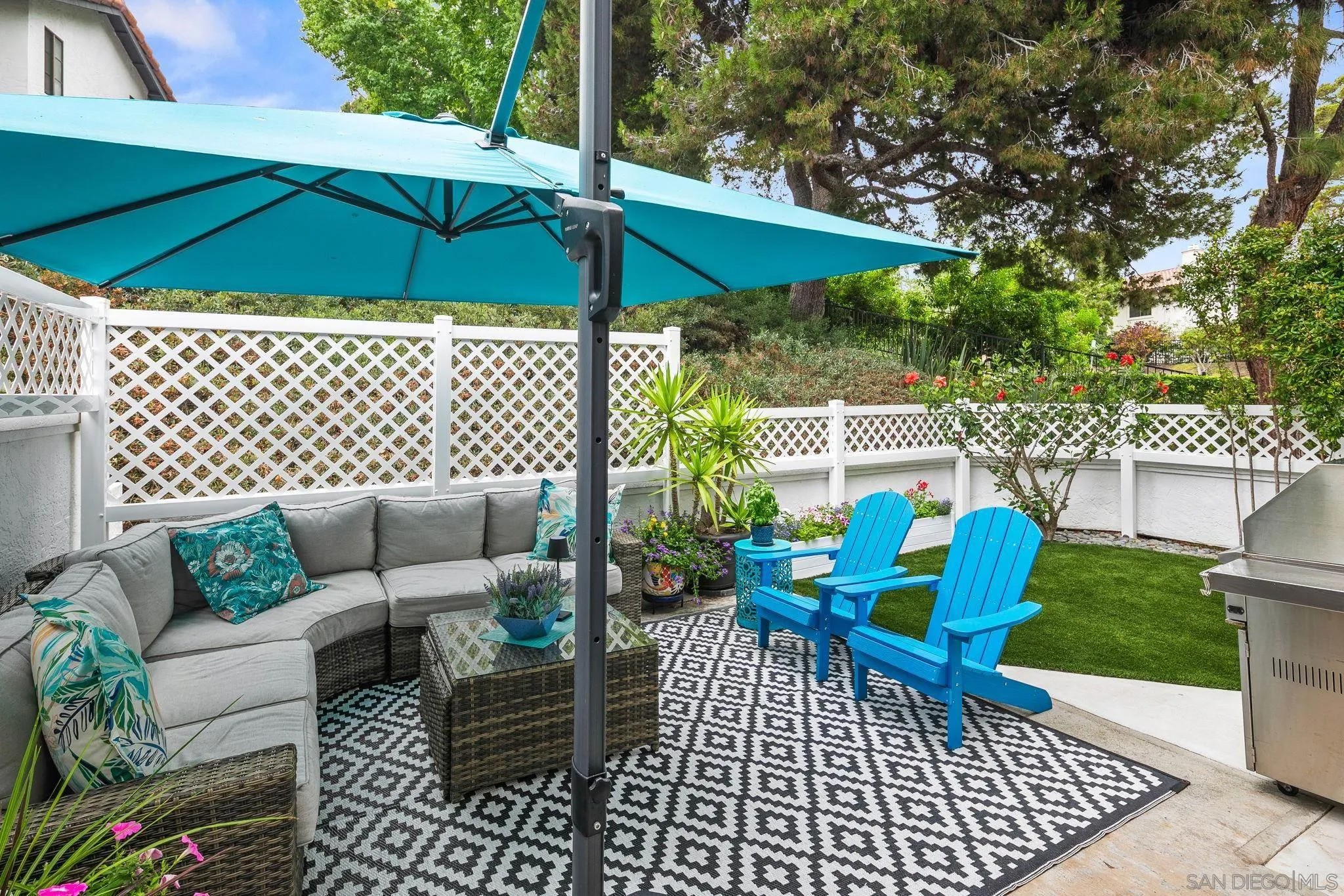 3458 Voyager Cir