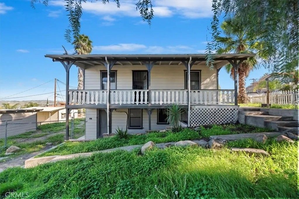 Photo of 33384 Adelfa Street, Lake Elsinore, CA 92530 (MLS # IV26023151)