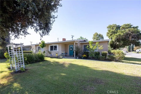 Photo of 1122 W Service AVE, West Covina, CA 91790 (MLS # CV26223231)