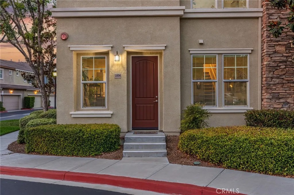 30505 Canyon Hills 1004