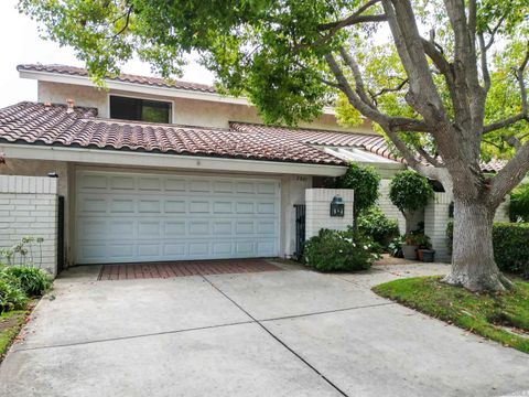 Photo of 2807 Caminito Merion, La Jolla, CA 92037 (MLS # 250036368)