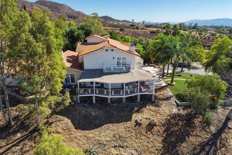 23585 Wildomar Trail