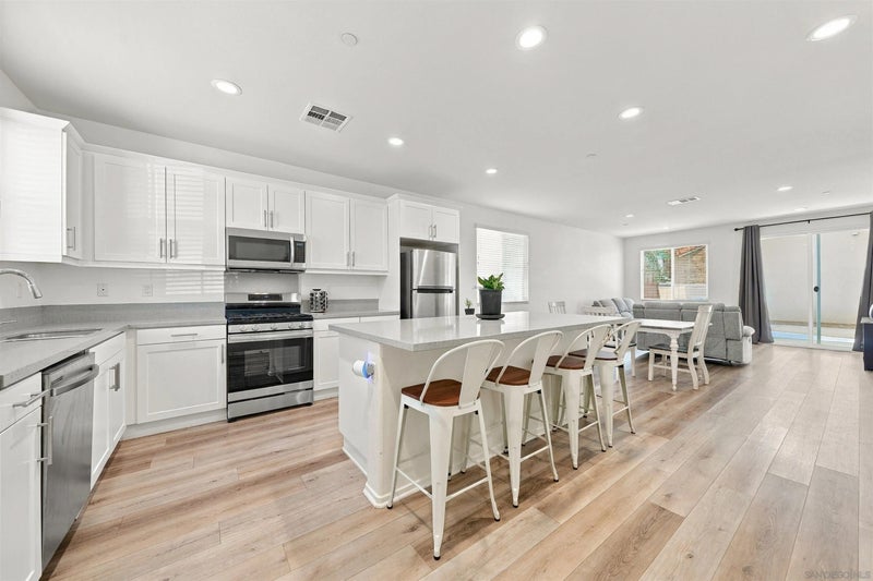 154 Ambrosia Ct