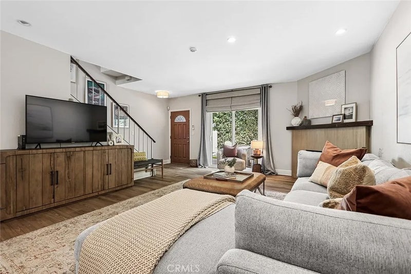 1921 Carnegie Lane 5