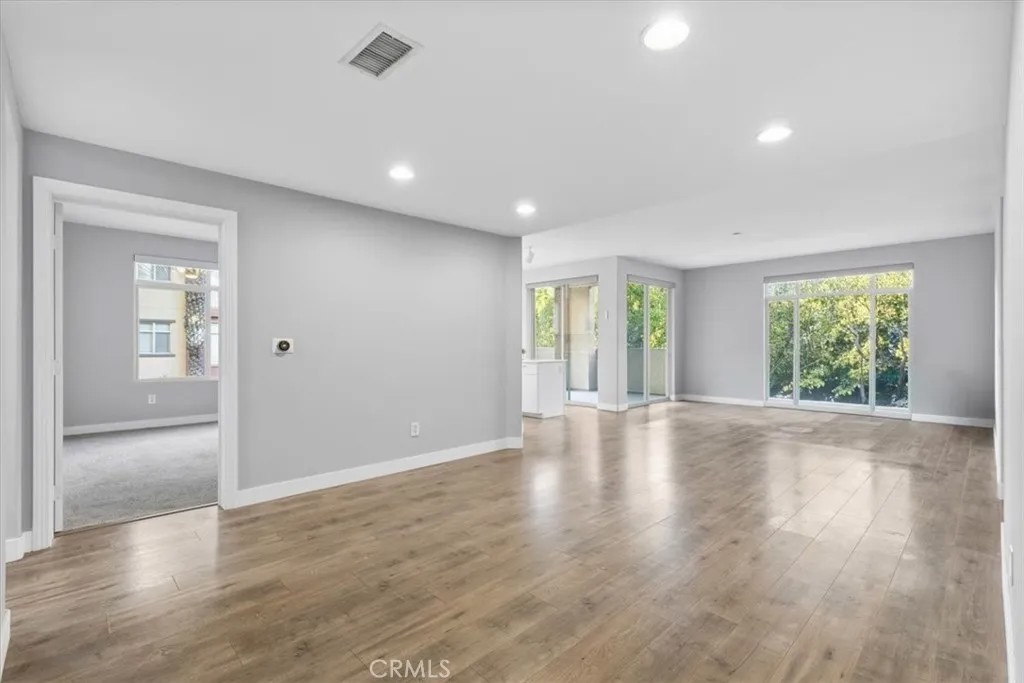 8275 Station Village 3201