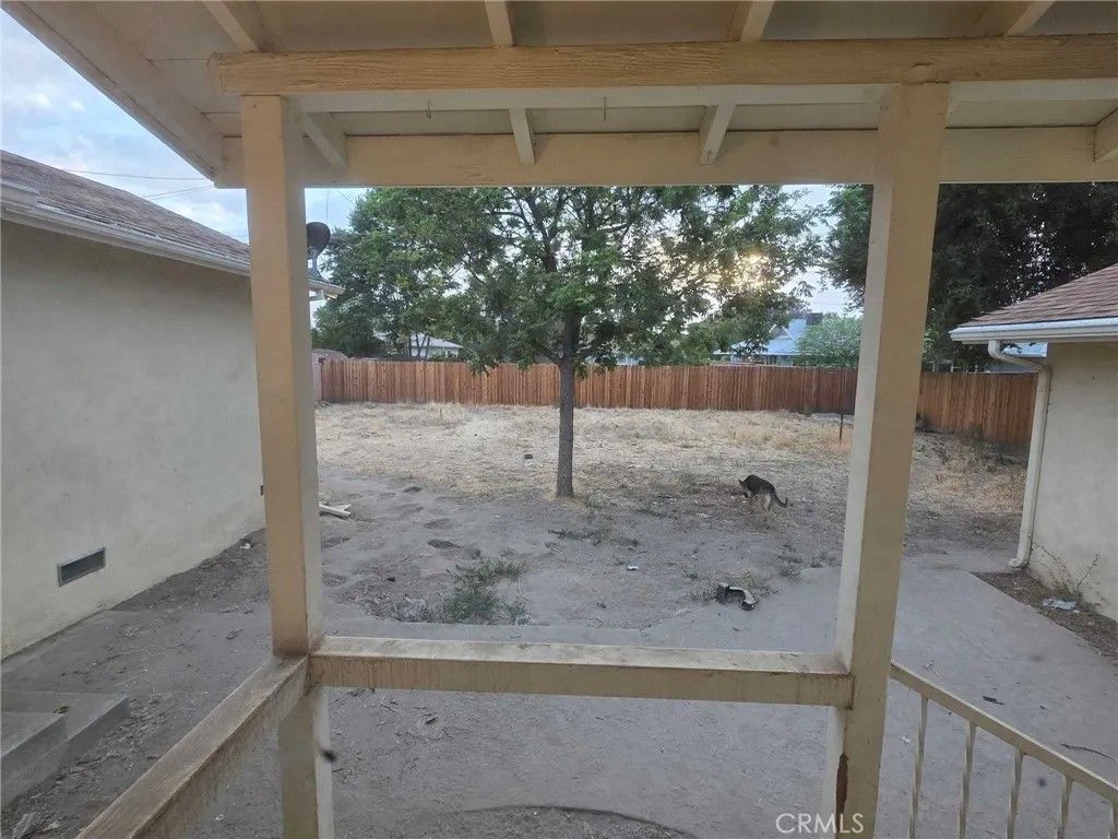 Photo of 357 S Juanita ST, Hemet, CA 92543 (MLS # DW26108176)