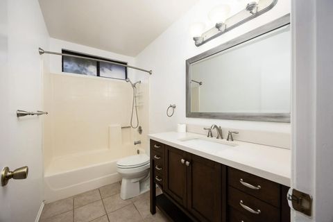 Tiny photo for 1952 Buckskin Gln, Escondido, CA 92027 (MLS # 250041893)