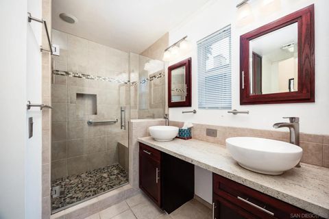 Tiny photo for 1952 Buckskin Gln, Escondido, CA 92027 (MLS # 250041893)