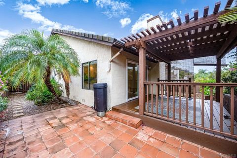 Tiny photo for 1952 Buckskin Gln, Escondido, CA 92027 (MLS # 250041893)