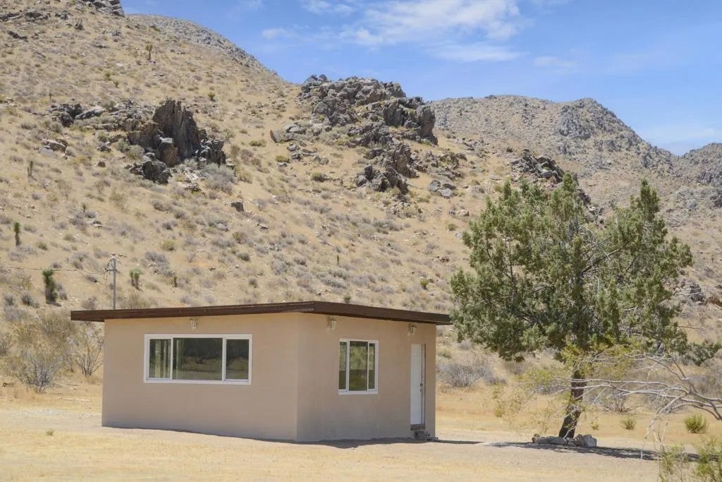 27127 Zuni Road