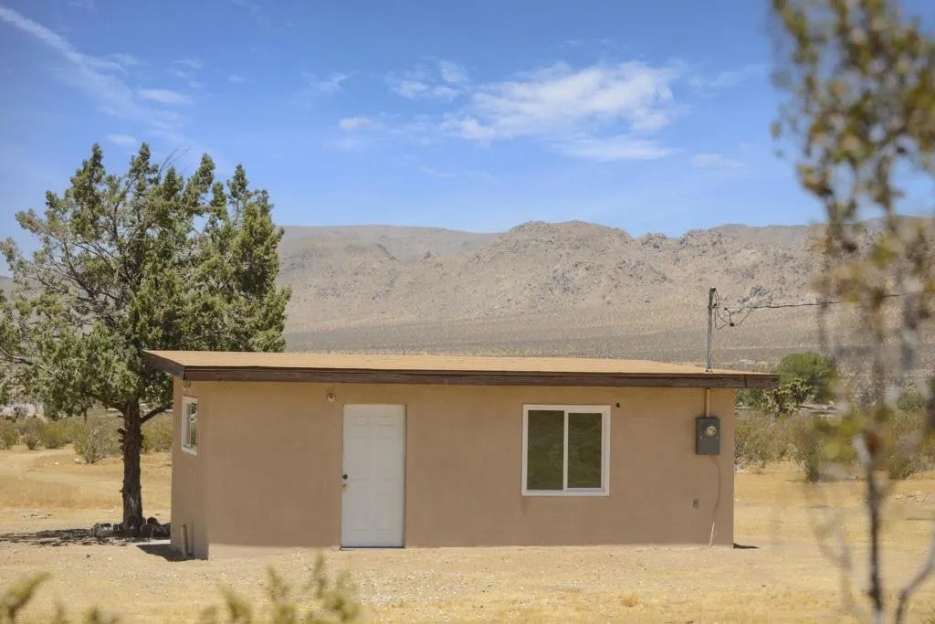 27127 Zuni Road